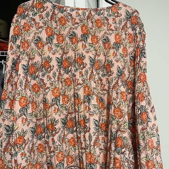 Max Studio Women's Long Sleeve Floral Blouse Orange Size M - Picture 2 of 2